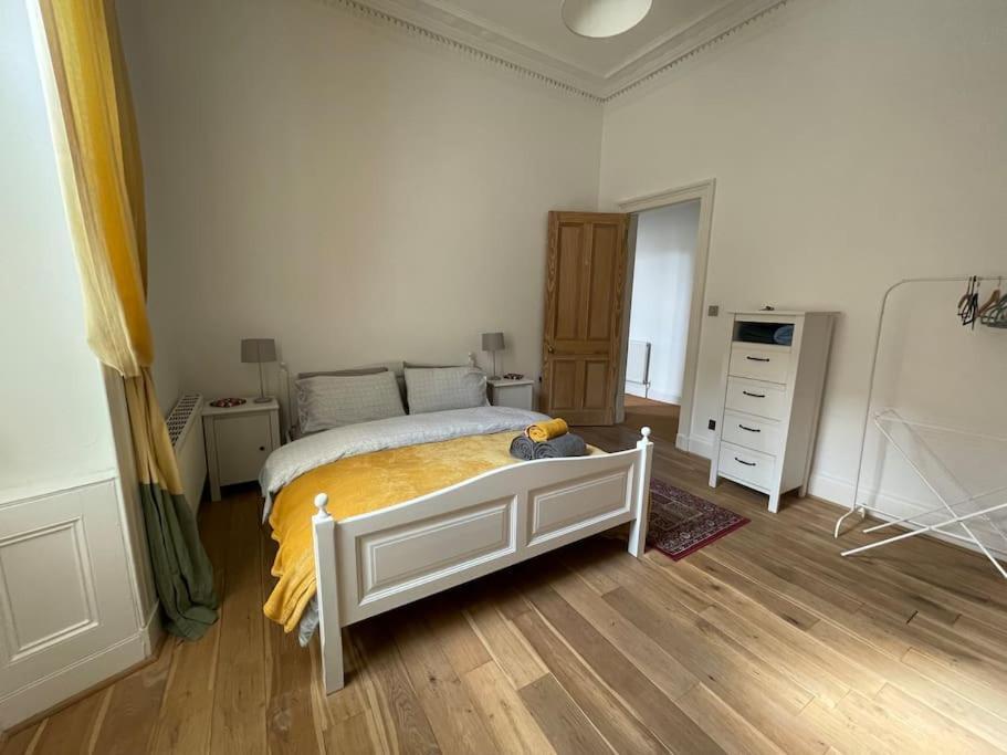 Apartamento Stunning West End Flat! Glasgow Exterior foto
